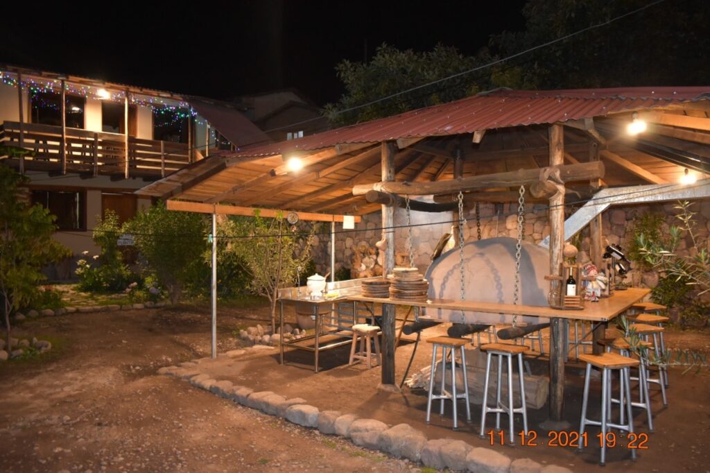 Visita nuestro local en cusco - Pizzas artesanales
